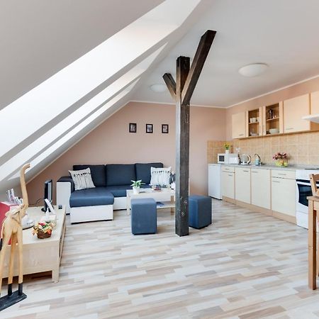 Jane'S Attic Apartment Prague Ngoại thất bức ảnh