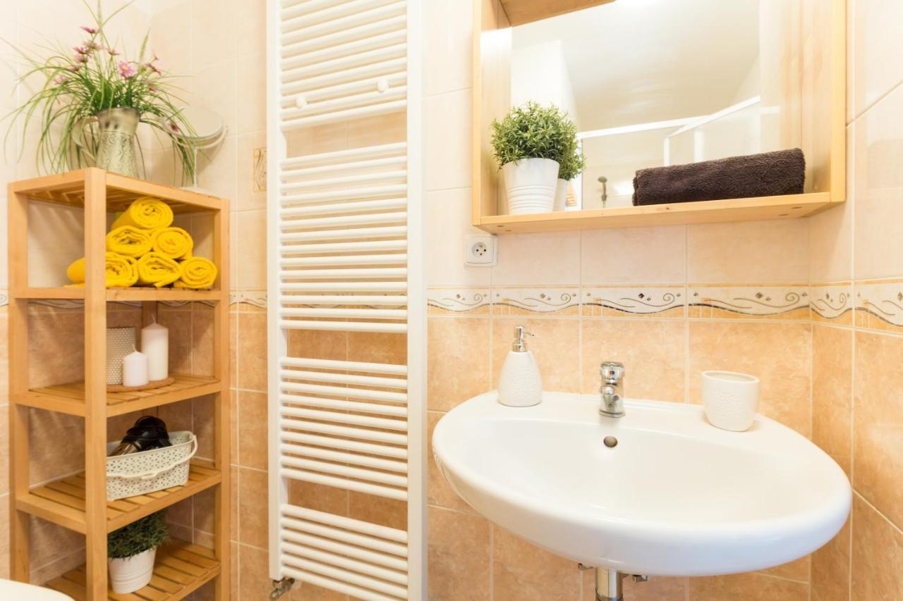 Jane'S Attic Apartment Prague Ngoại thất bức ảnh