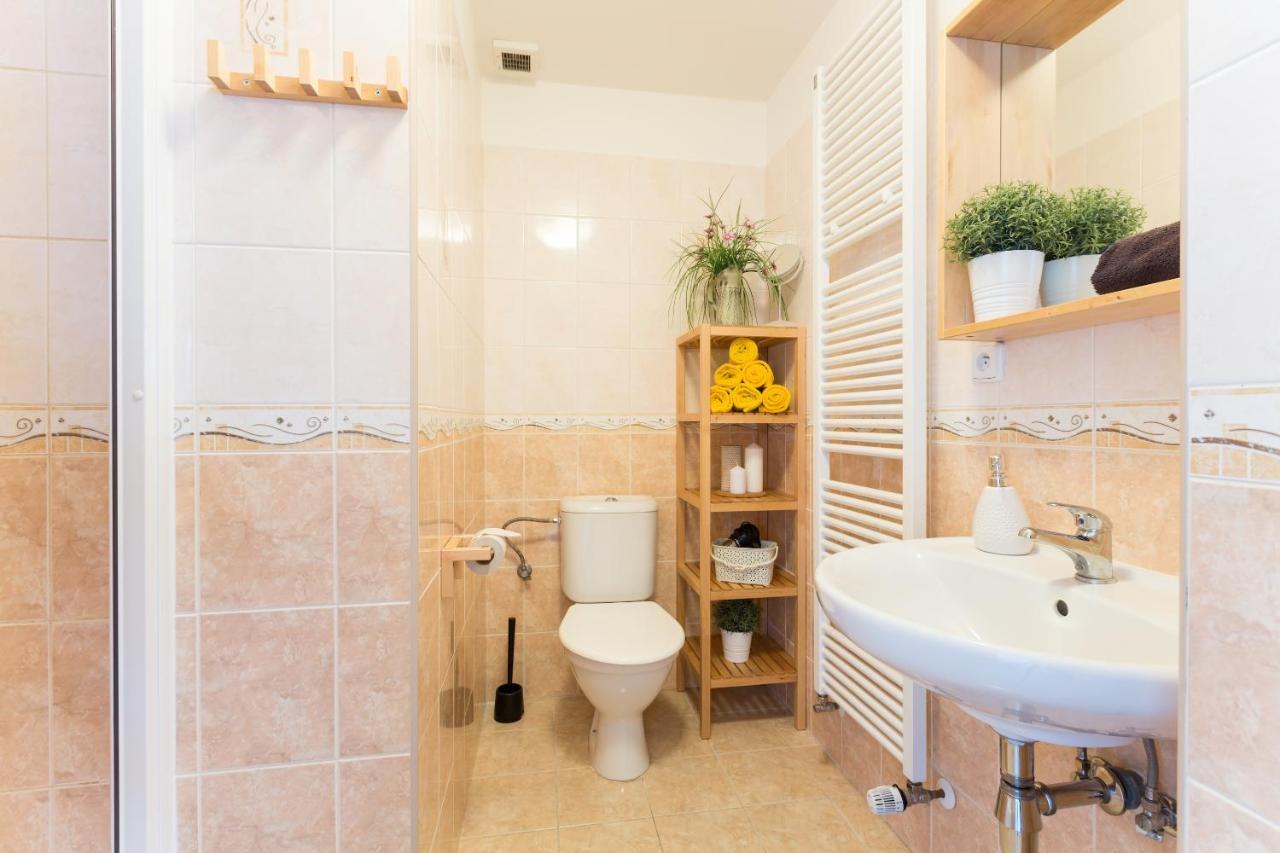 Jane'S Attic Apartment Prague Ngoại thất bức ảnh