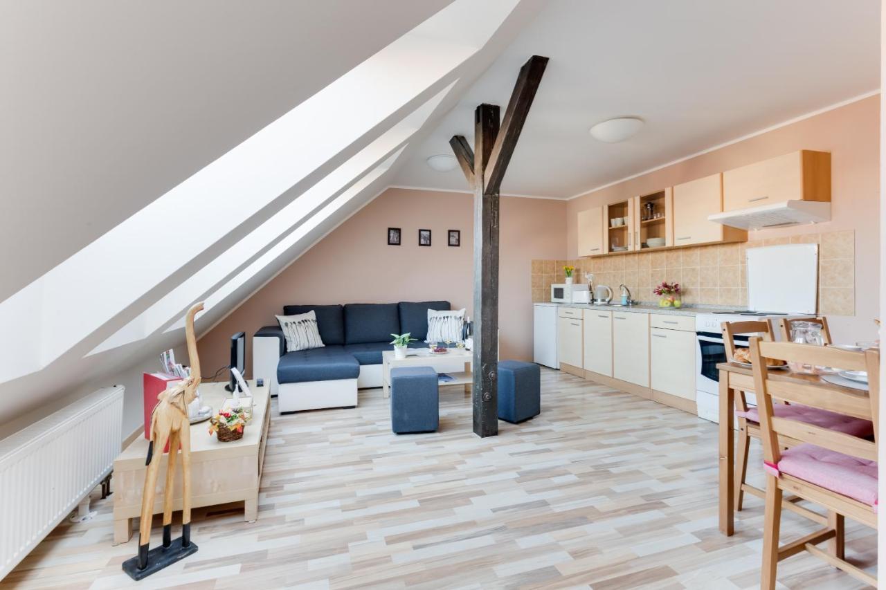 Jane'S Attic Apartment Prague Ngoại thất bức ảnh