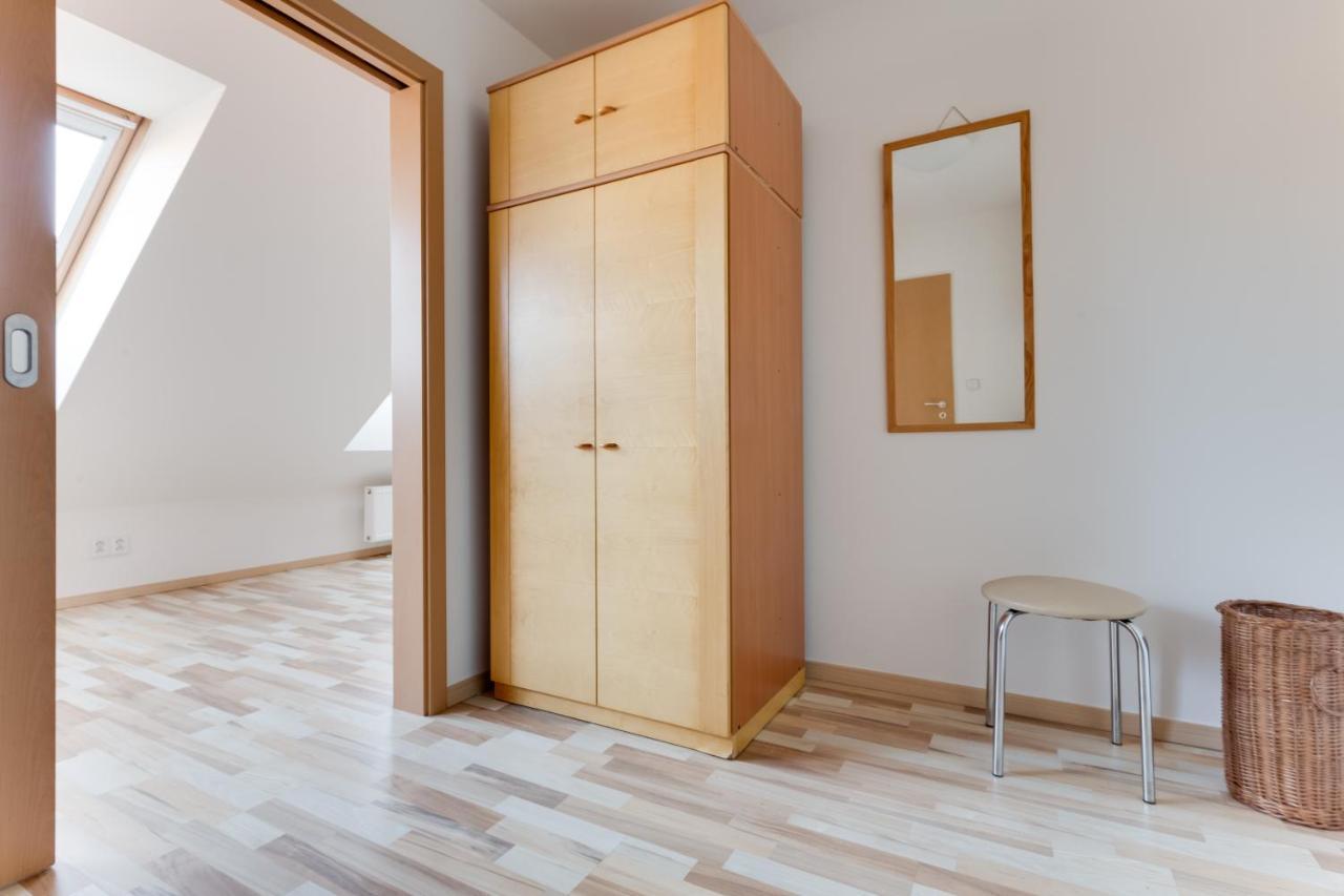 Jane'S Attic Apartment Prague Ngoại thất bức ảnh