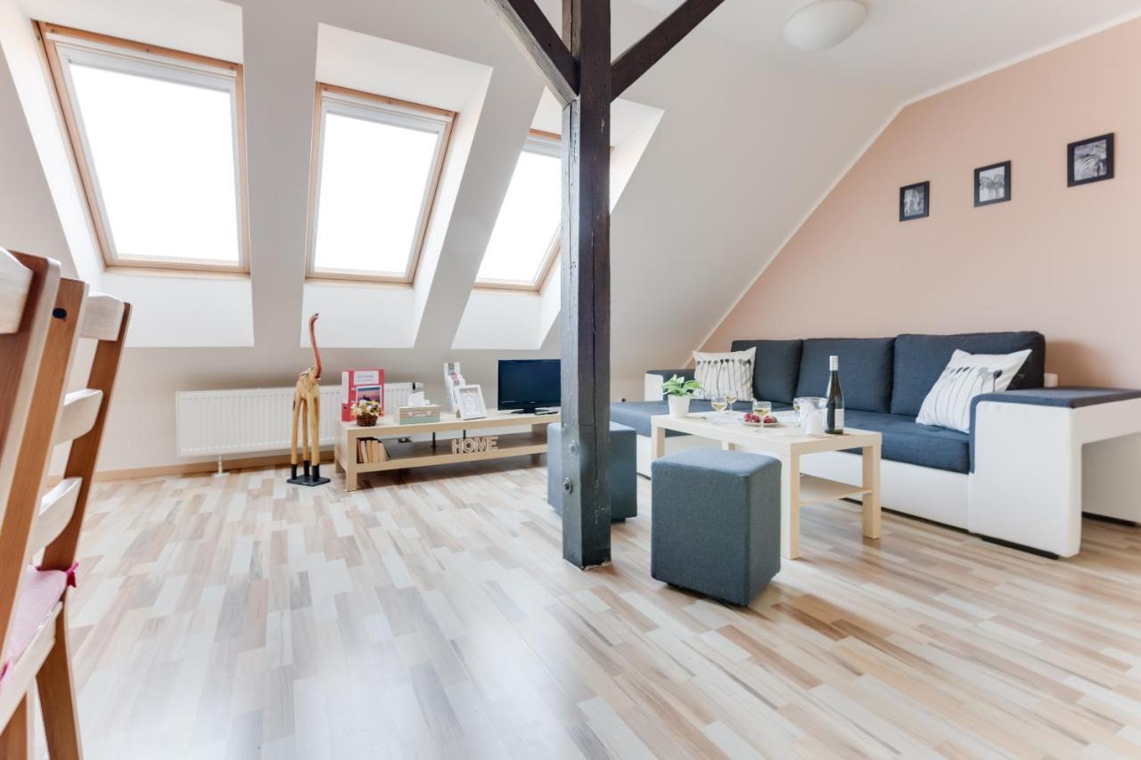 Jane'S Attic Apartment Prague Ngoại thất bức ảnh